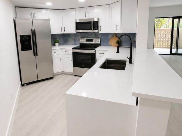10229 NW 9th St Circle, Unit 103, Miami, FL 33172