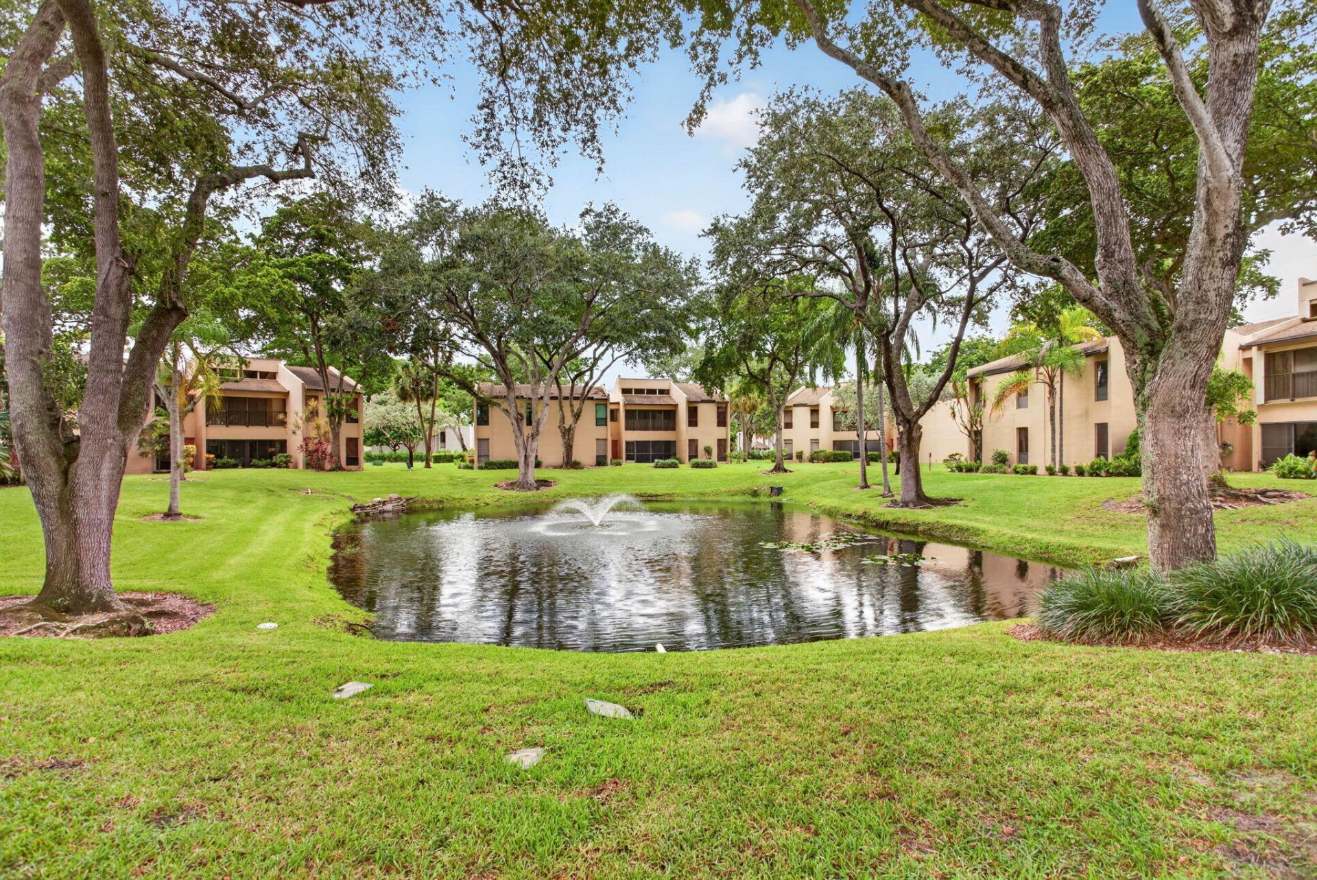 6421 Pumpkin Seed Circle, Unit 217, Boca Raton, FL 33433 Photo