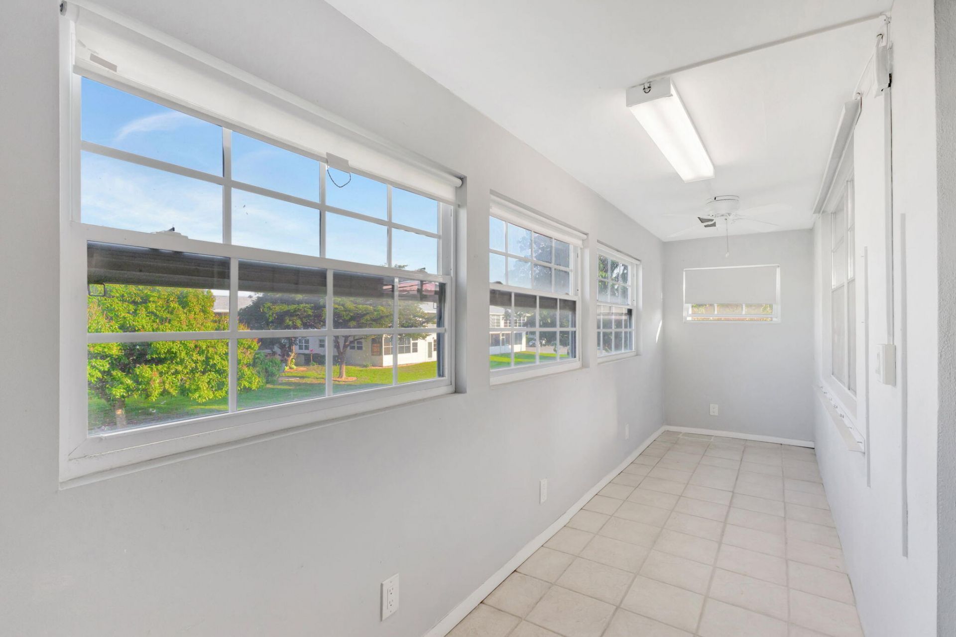 121 Bedford E, West Palm Beach, FL 33417 Photo