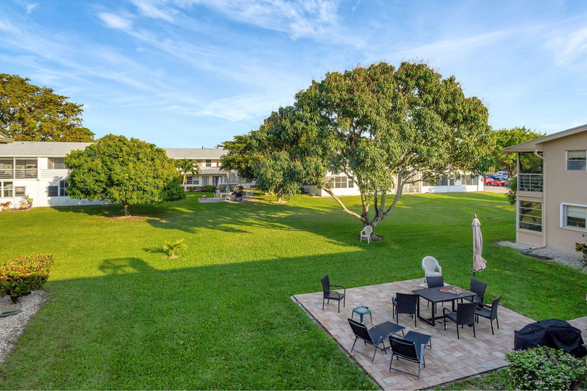 121 Bedford E, West Palm Beach, FL 33417 Photo