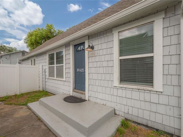 405 E CAYUGA STREET , TAMPA, FL 33603