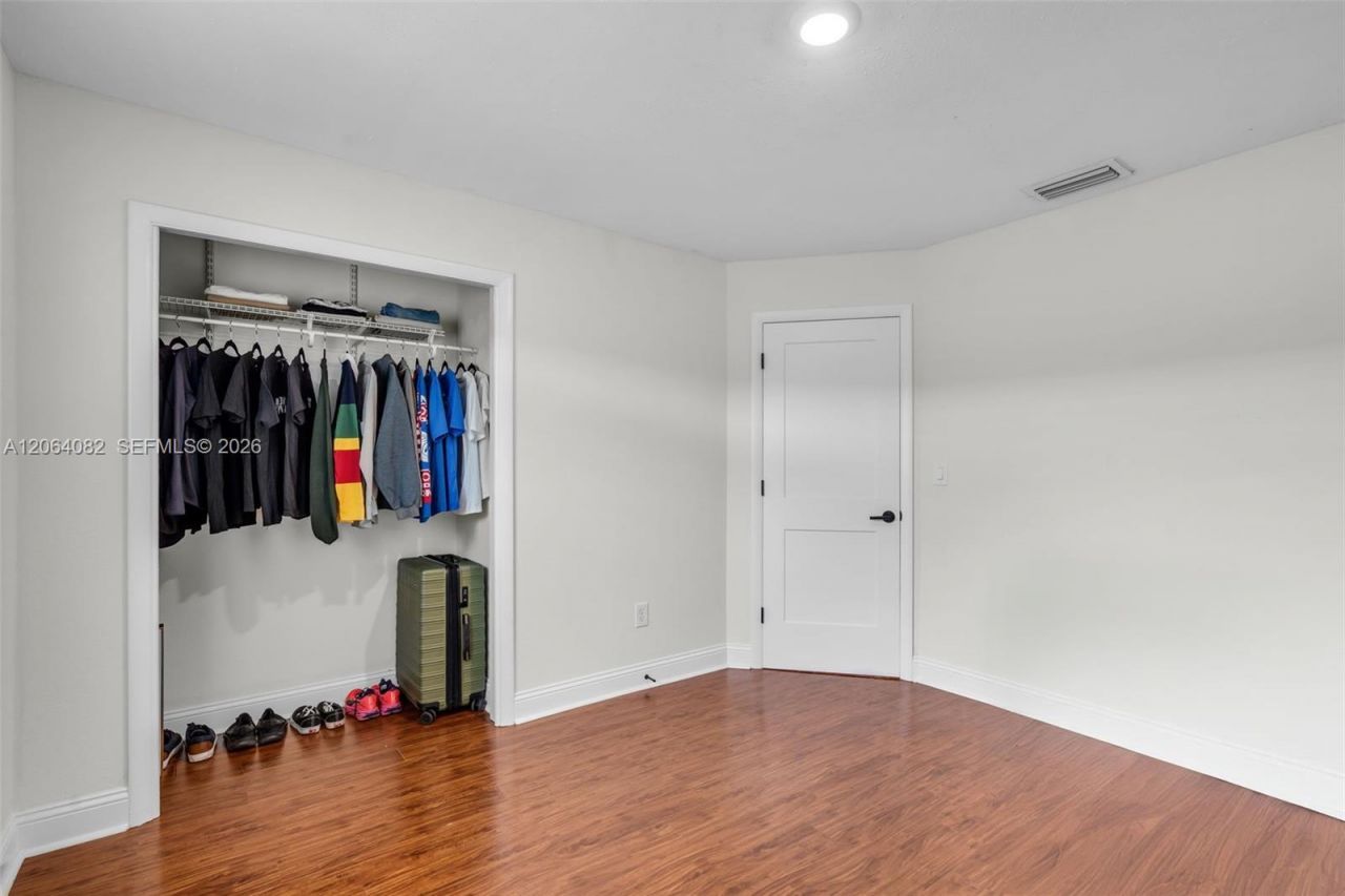 10661 NW 43rd Ct, Coral Springs, FL 33065 Photo