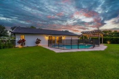 10661 NW 43rd Ct, Coral Springs, FL 33065 Photo
