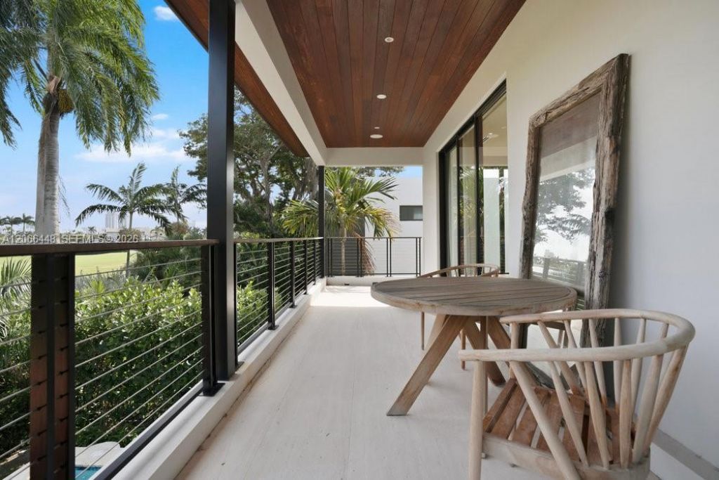 5831 Alton Rd , Miami Beach, FL 33140 Photo