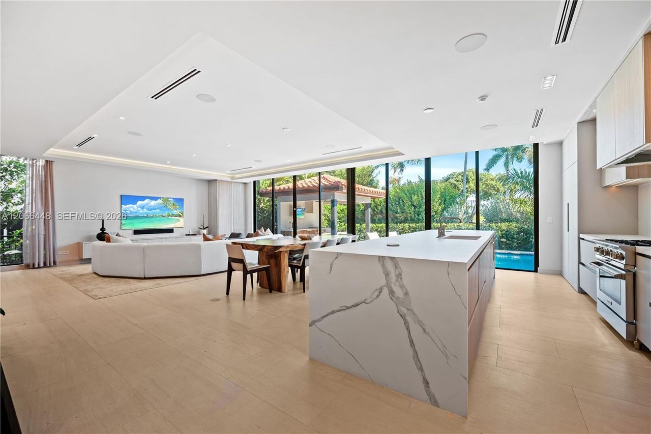 5831 Alton Rd , Miami Beach, FL 33140 Photo