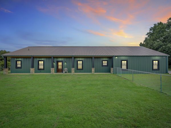 26943 Frank Rd, Elberta, AL 36530