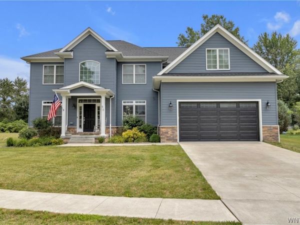 50 Autumn Creek Court , East Amherst, NY 14051