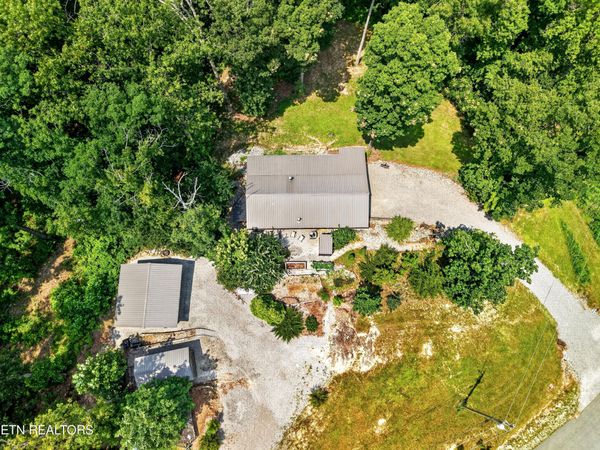 361 Bear Knob Lane, Crawford, TN 38554