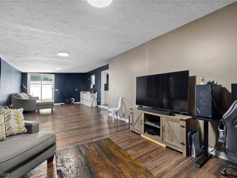 3902 Oxford Drive, Lorain, OH 44053 Photo 18