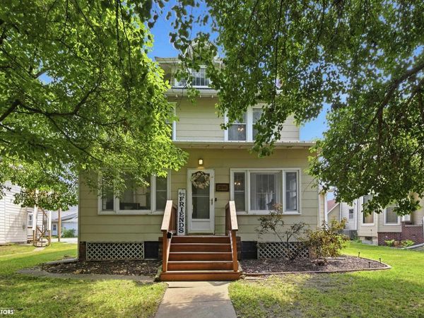 308 N 3rd Street, Oskaloosa, IA 52577