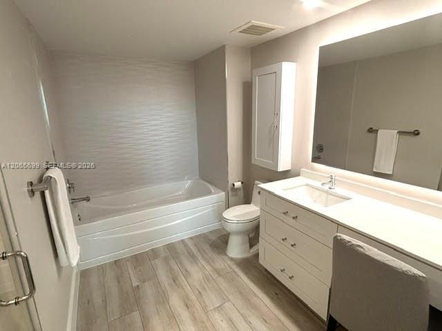 1300 Ponce De Leon Blvd , Unit 409, Coral Gables, FL 33134 Photo