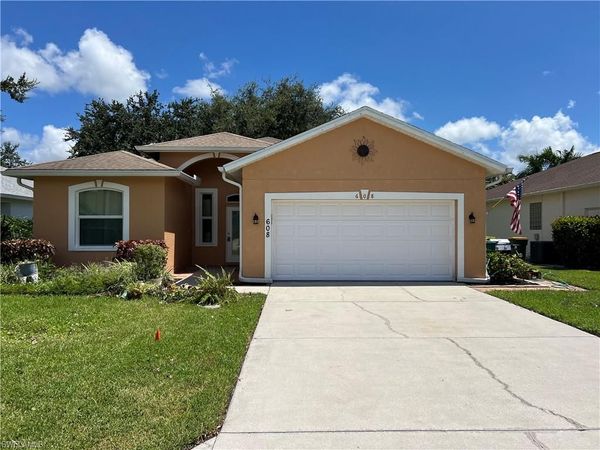 608 Crossfield CIR, NAPLES, FL 34104