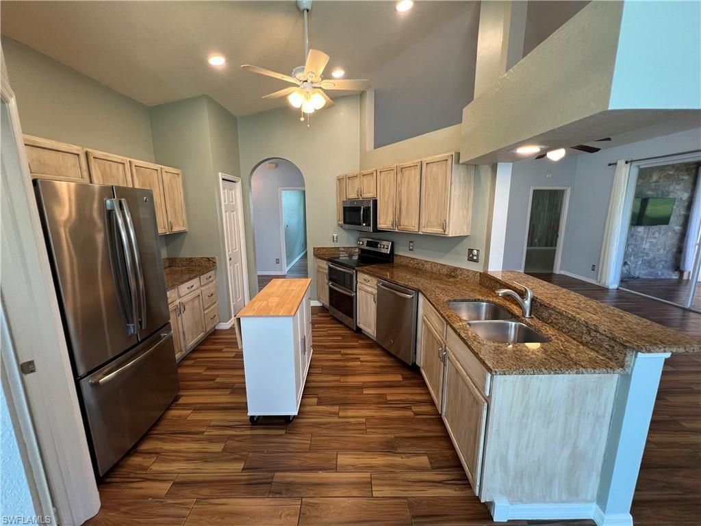 608 Crossfield Cir, Naples, FL 34104 Photo
