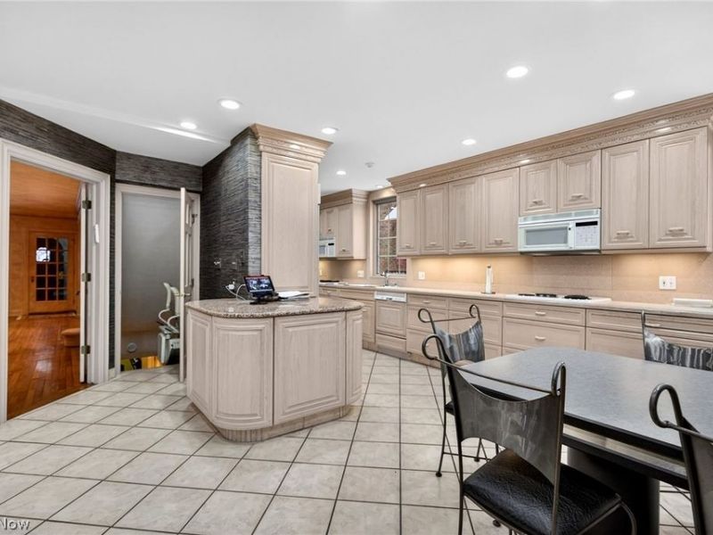 3498 Bainbridge Road, Cleveland Heights, OH 44118 Photo 23