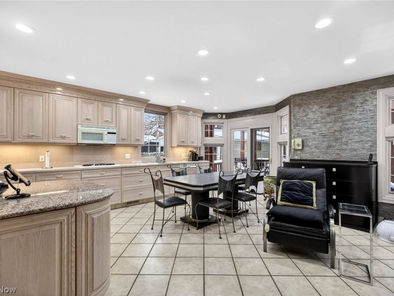 3498 Bainbridge Road, Cleveland Heights, OH 44118 Photo 25