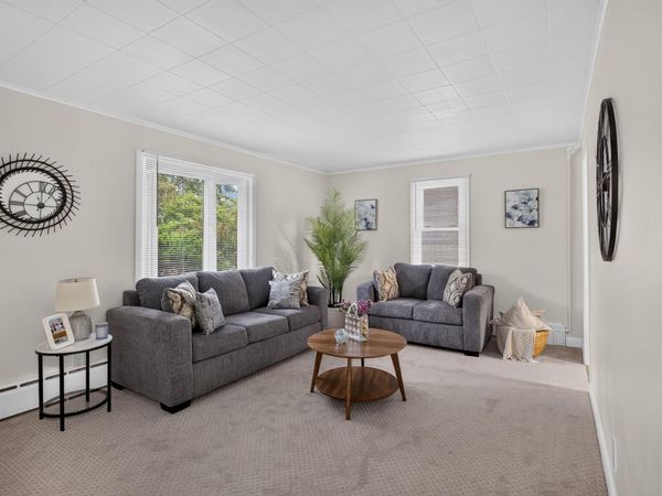 1232 Skillman Avenue W, Roseville, MN 55113