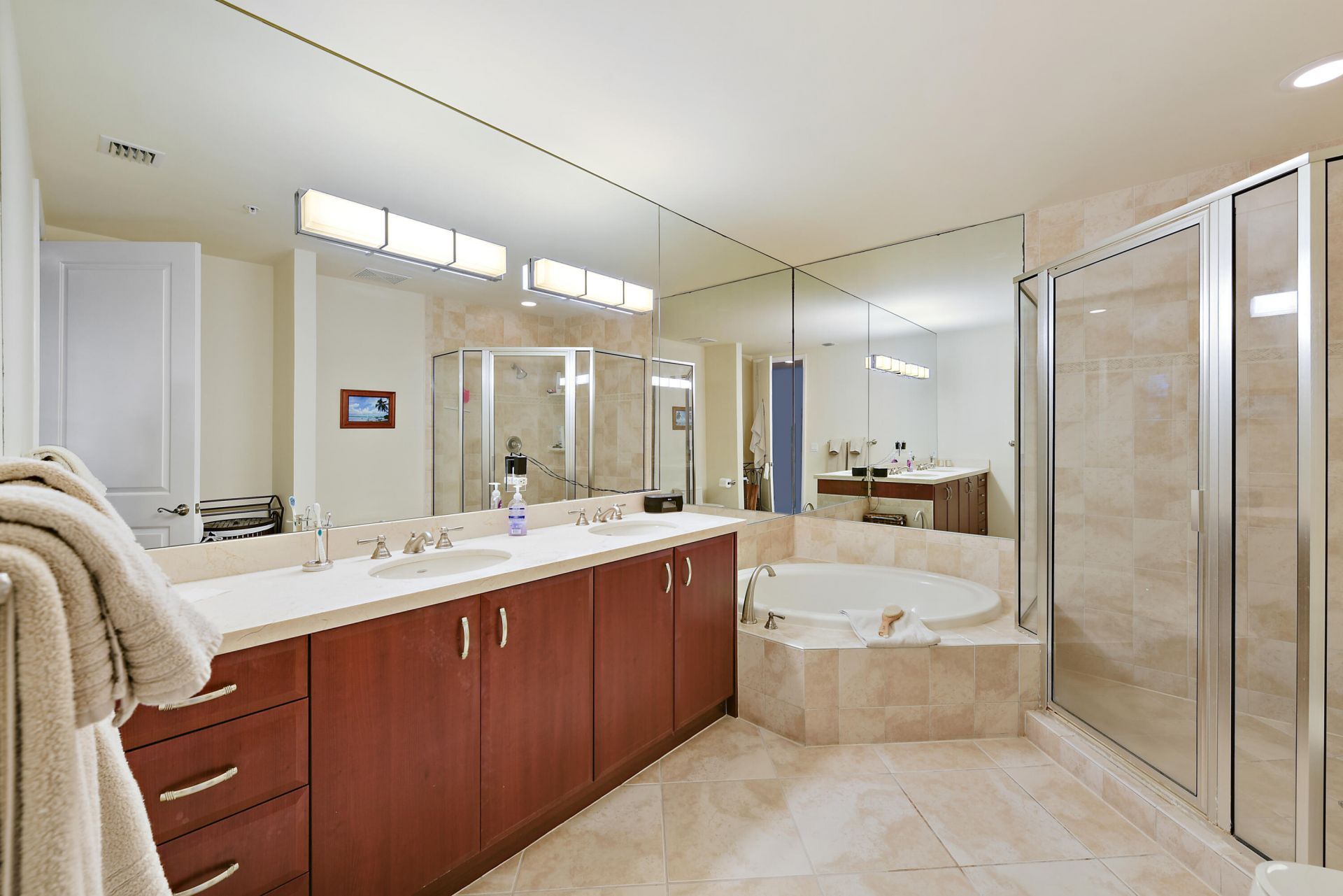403 S Sapodilla Avenue, Unit 817, West Palm Beach, FL 33401 Photo
