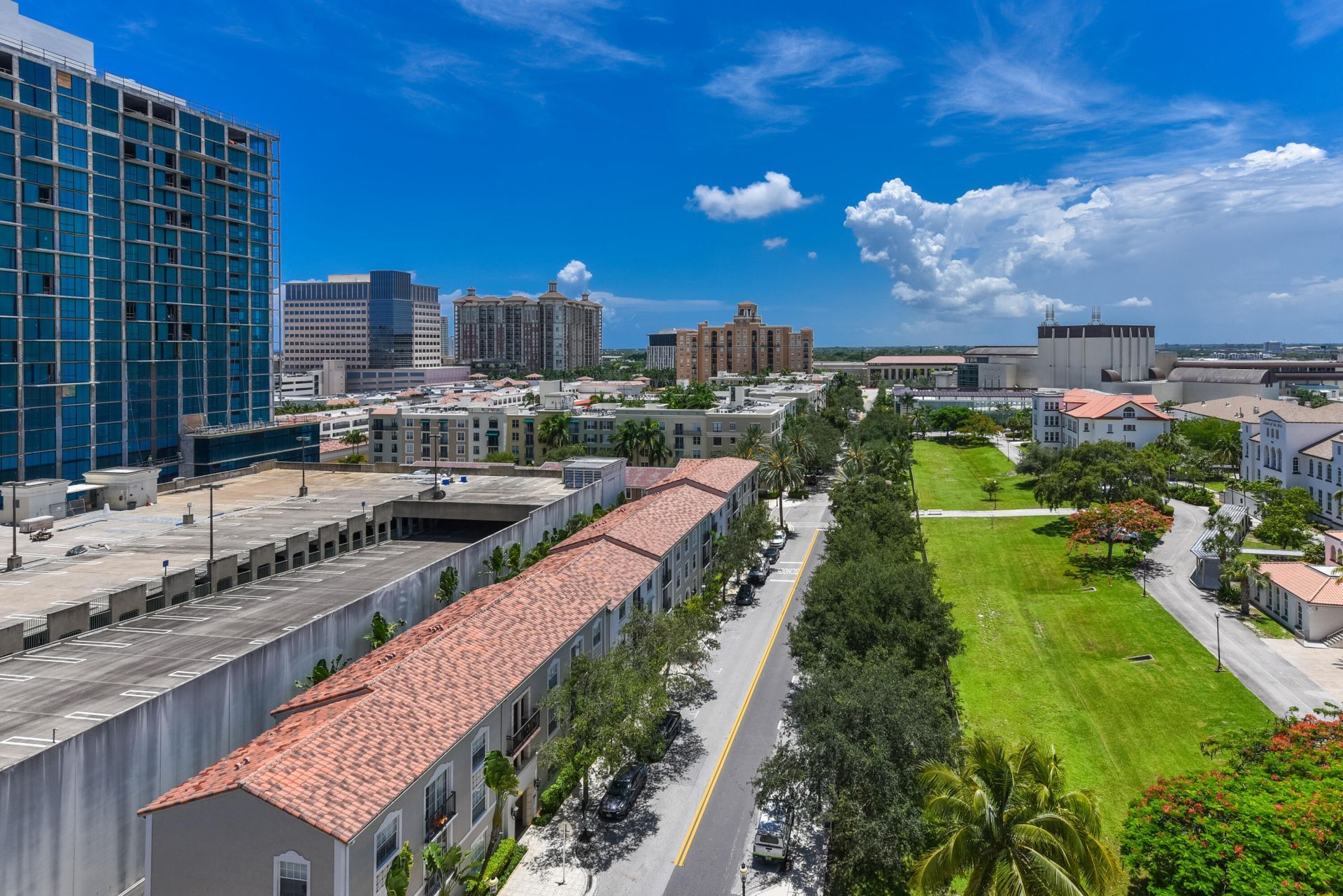 403 S Sapodilla Avenue, Unit 817, West Palm Beach, FL 33401 Photo
