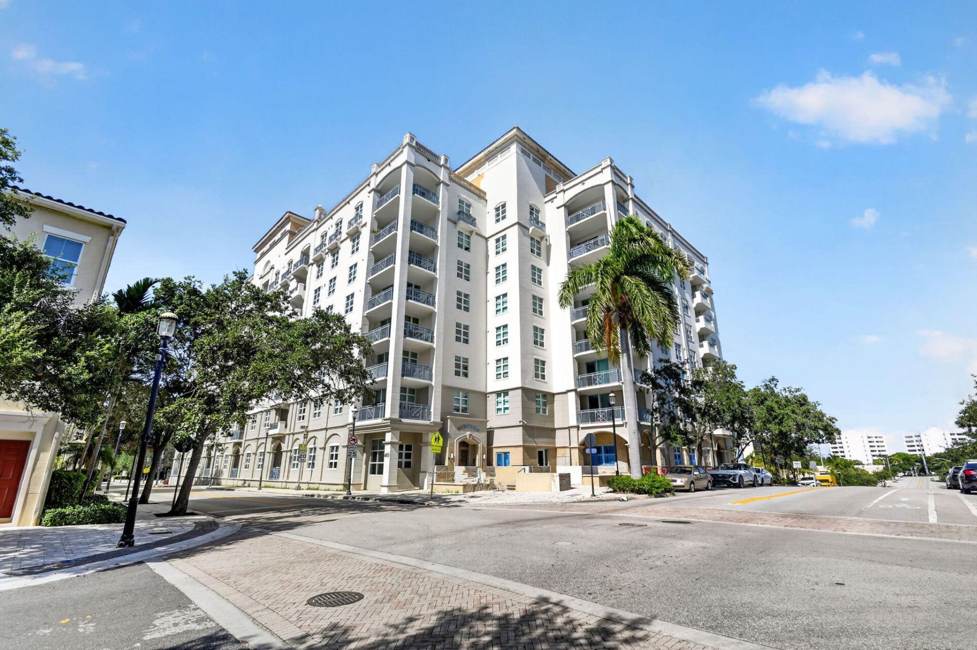 403 S Sapodilla Avenue, Unit 817, West Palm Beach, FL 33401 Photo