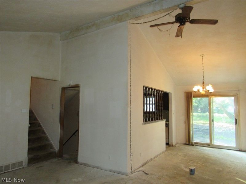 596 Terrace, Willowick, OH 44095 Photo 3