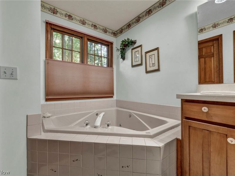 9716 N Avon Belden Road, Grafton, OH 44044 Photo 34