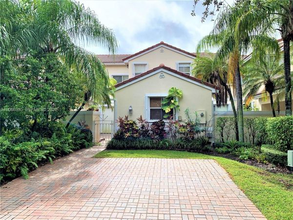 1130 Buttonwood Ln , Unit -, Hollywood, FL 33019