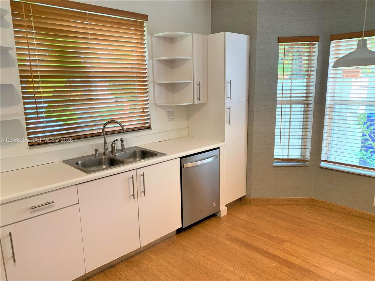 1130 Buttonwood Ln , Unit -, Hollywood, FL 33019 Photo