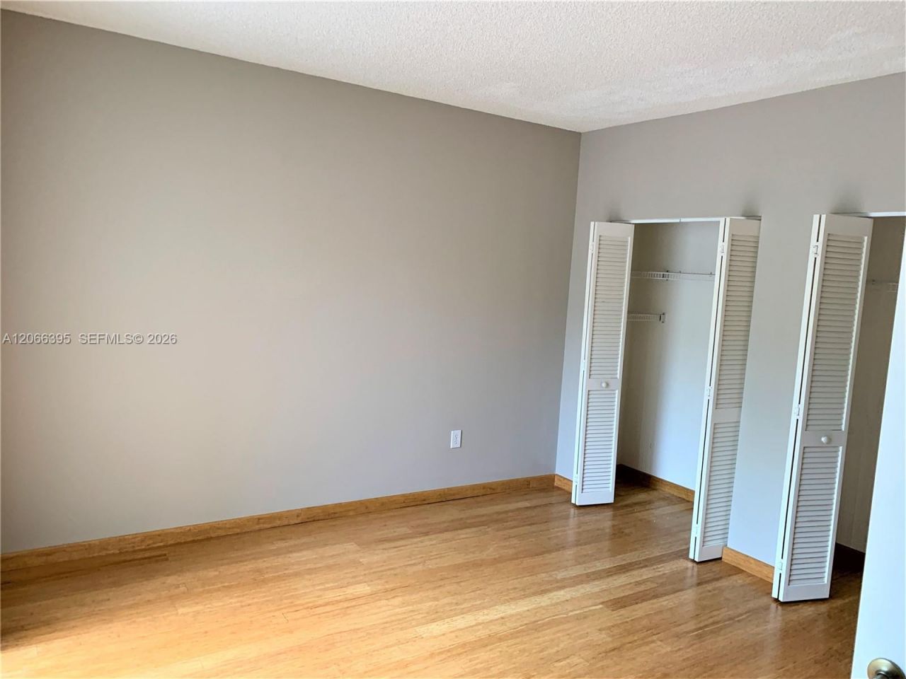 1130 Buttonwood Ln , Unit -, Hollywood, FL 33019 Photo