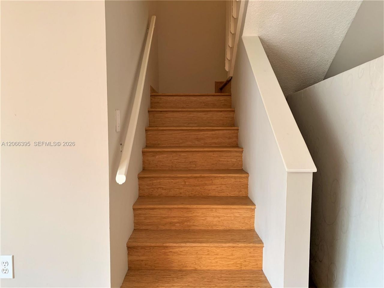 1130 Buttonwood Ln , Unit -, Hollywood, FL 33019 Photo