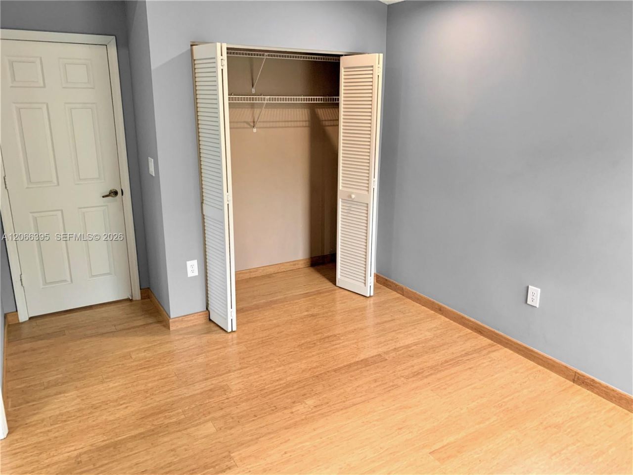 1130 Buttonwood Ln , Unit -, Hollywood, FL 33019 Photo