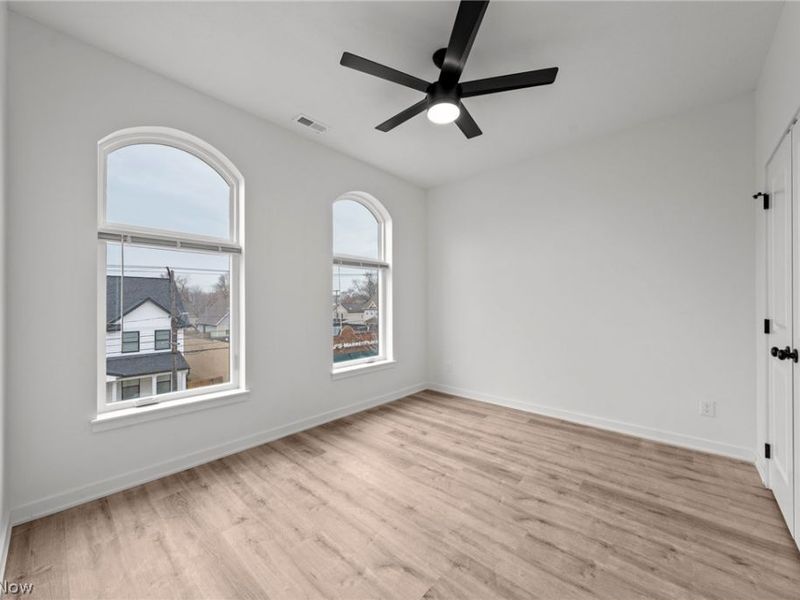 4709 Bridge Avenue , Cleveland, OH 44102 Photo 20