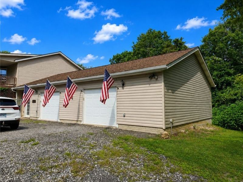 57726 Armstrong Centerville Road, Jacobsburg, OH 43933 Photo 2
