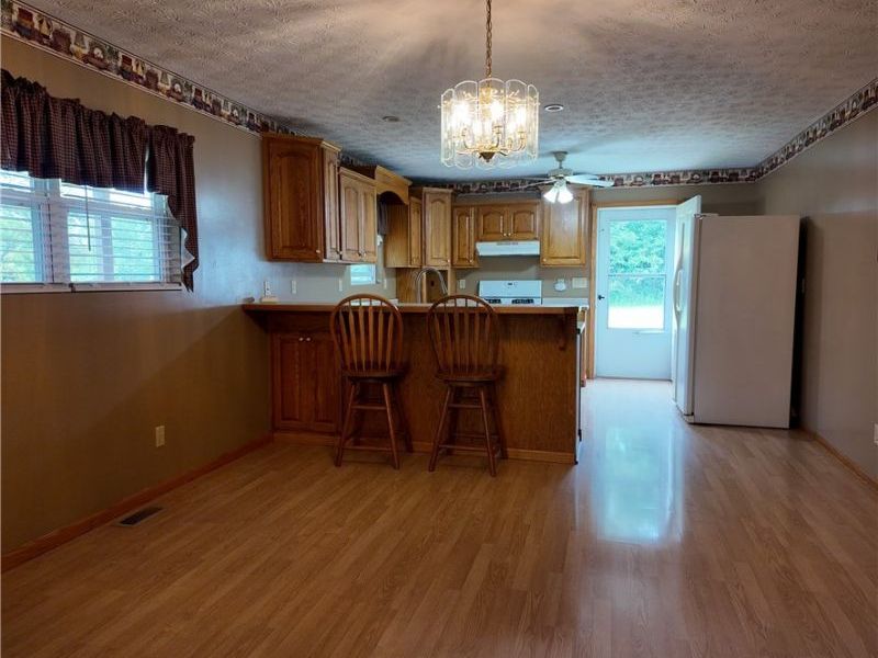 57726 Armstrong Centerville Road, Jacobsburg, OH 43933 Photo 4