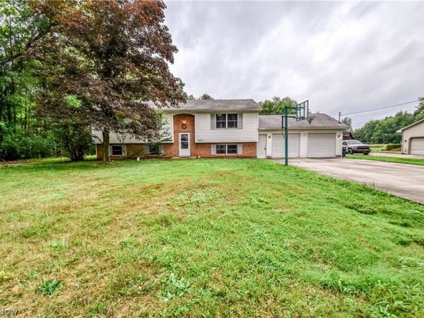 6487 Shaffer Road NW, Warren, OH 44481