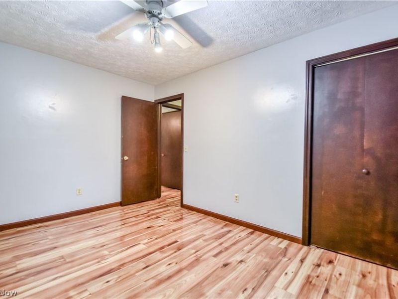 6487 Shaffer Road NW, Warren, OH 44481 Photo 23