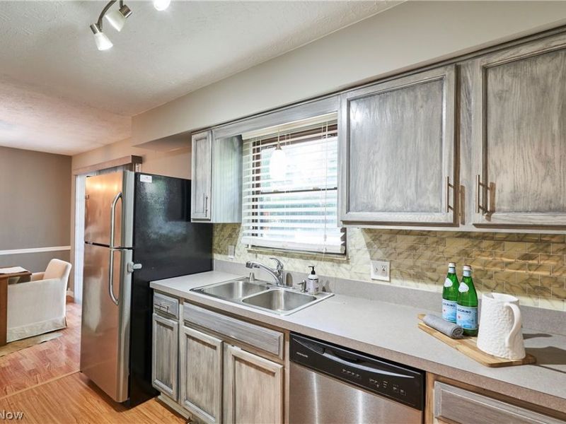2808 Lynne Road , Green, OH 44312 Photo 9