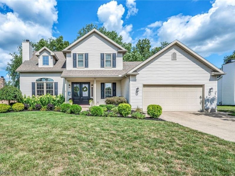 10836 Withington Avenue NW, Uniontown, OH 44685 Photo 1