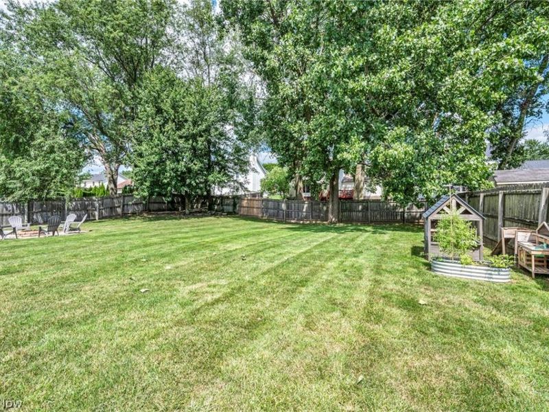 10836 Withington Avenue NW, Uniontown, OH 44685 Photo 40