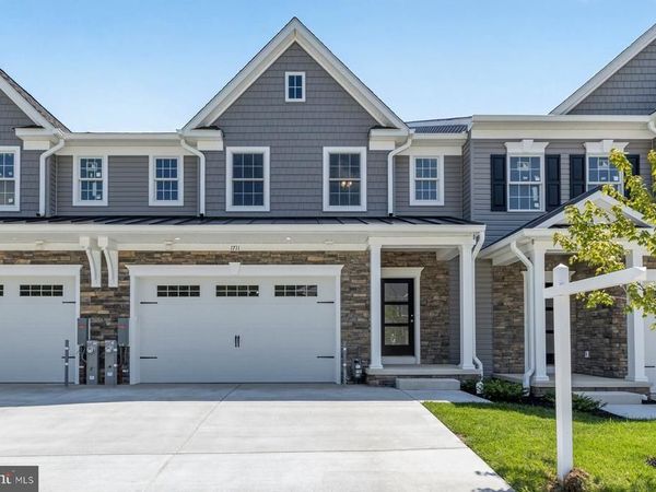 1711 BOTANICAL COURT, Unit 10, SYKESVILLE, MD 21784