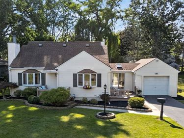 187 Frontenac Hts, Rochester, NY 14617