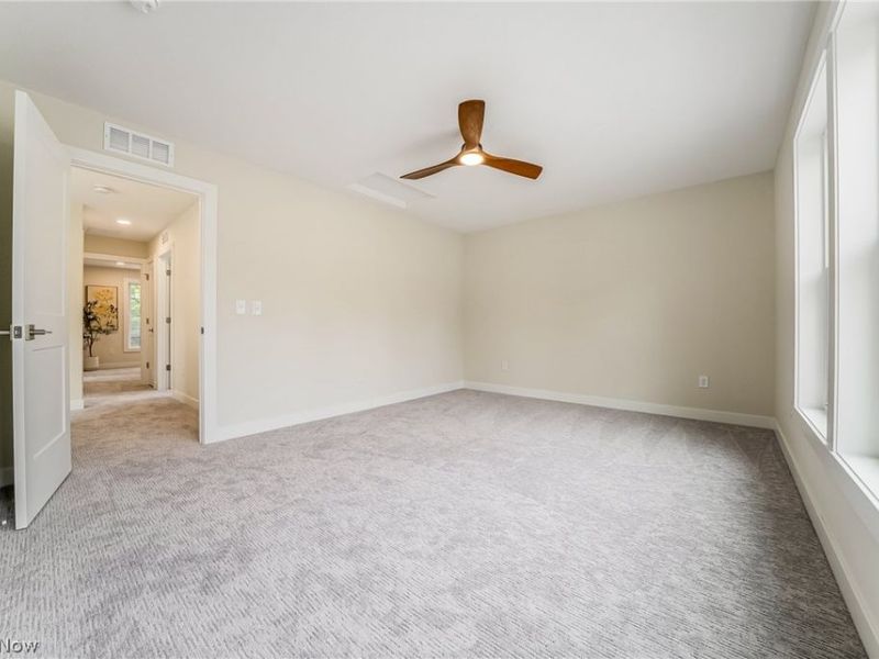 1886 Woodlawn Avenue, Cleveland, OH 44112 Photo 34