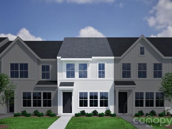 5617 Retledge Street, Charlotte, NC 28269
