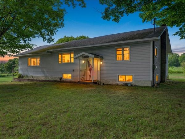 254 Center Road, Lacona, NY 13083