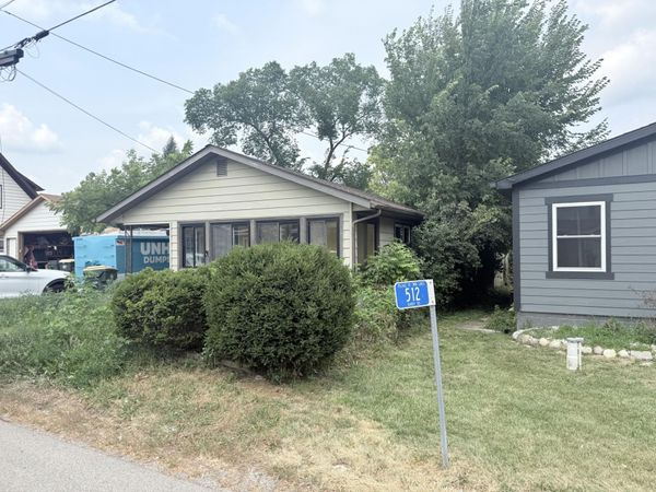 508 Barry Rd, Twin Lakes, WI 53181