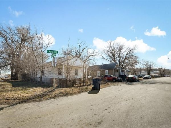 1047 N Agnes Avenue, Kansas City, MO 64120