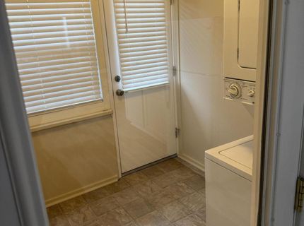 357 Roberts Street, Reno, NV 89502 Photo