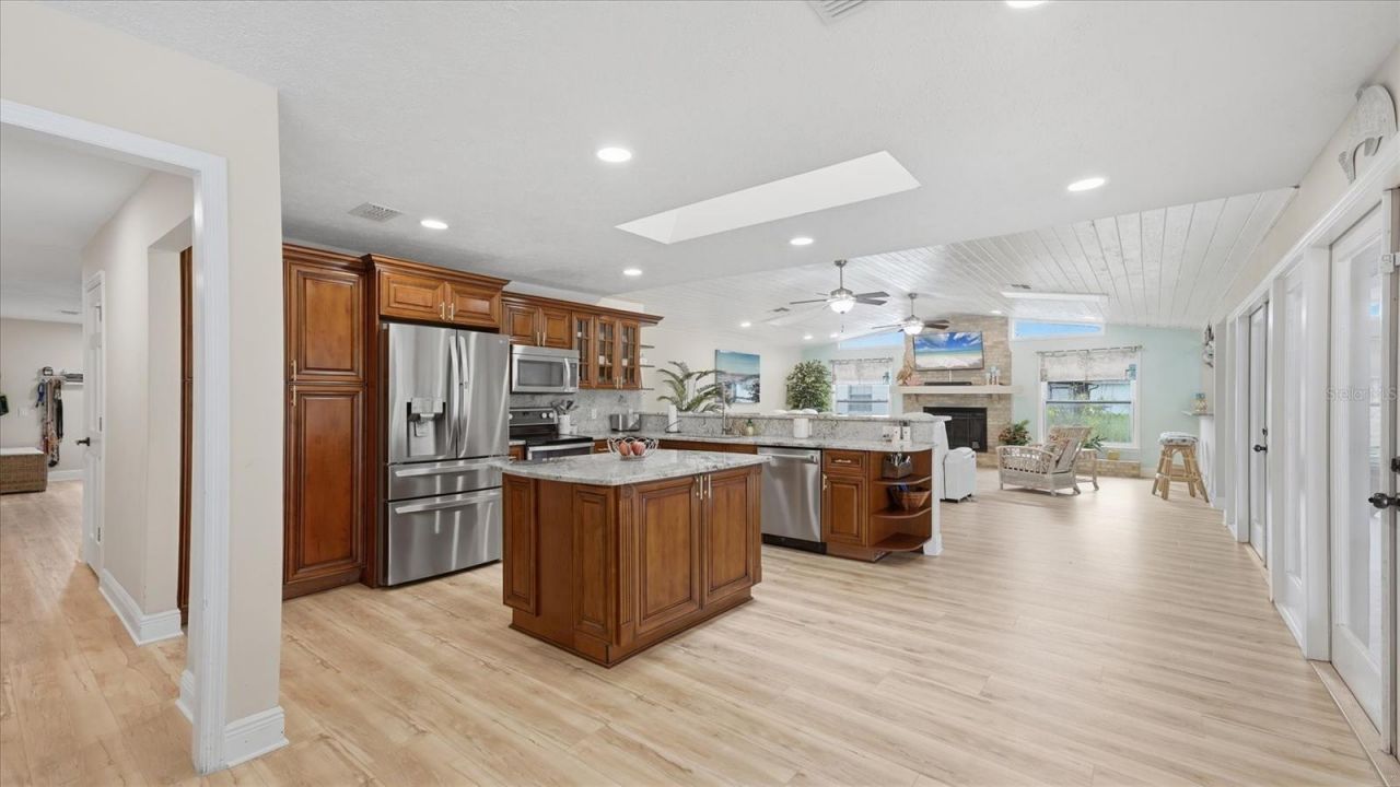15127 Pennington Road, Tampa, FL 33624 Photo