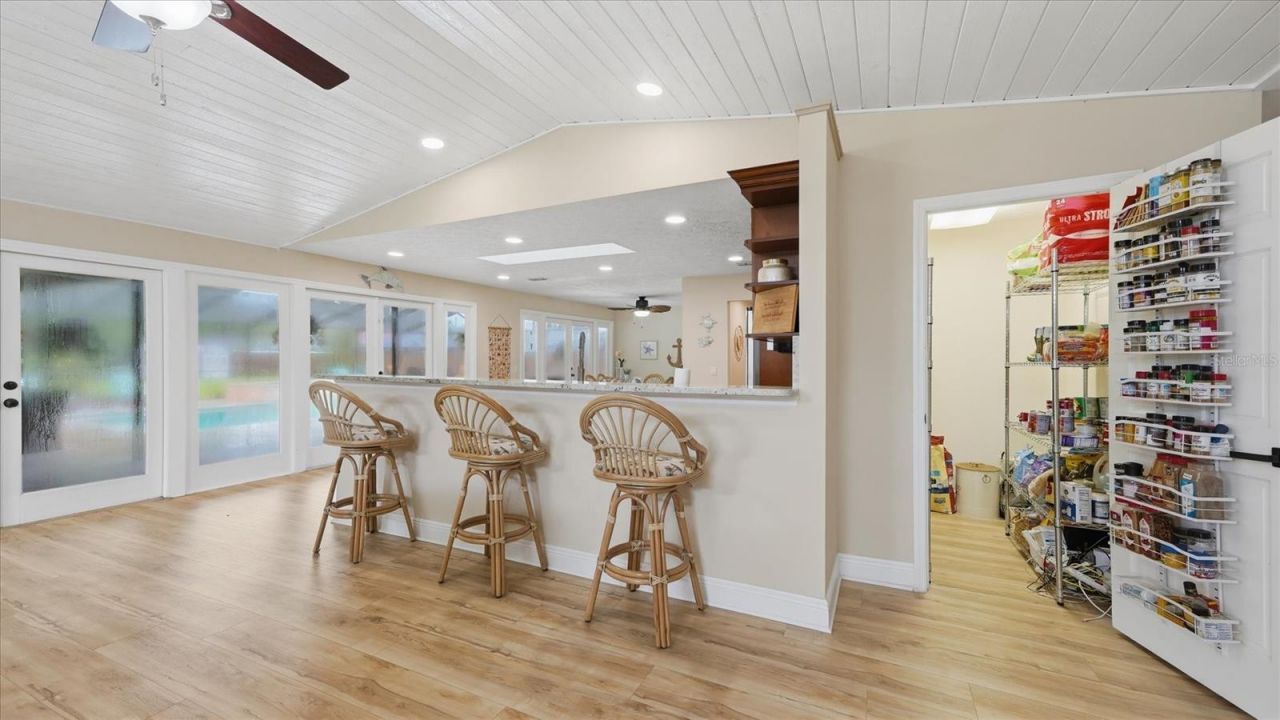 15127 Pennington Road, Tampa, FL 33624 Photo