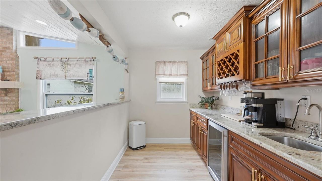 15127 Pennington Road, Tampa, FL 33624 Photo