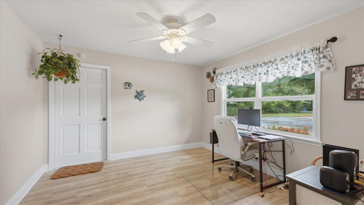 15127 Pennington Road, Tampa, FL 33624 Photo